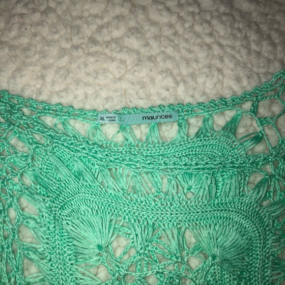 Mint green crotchet top - Picture 3 of 3